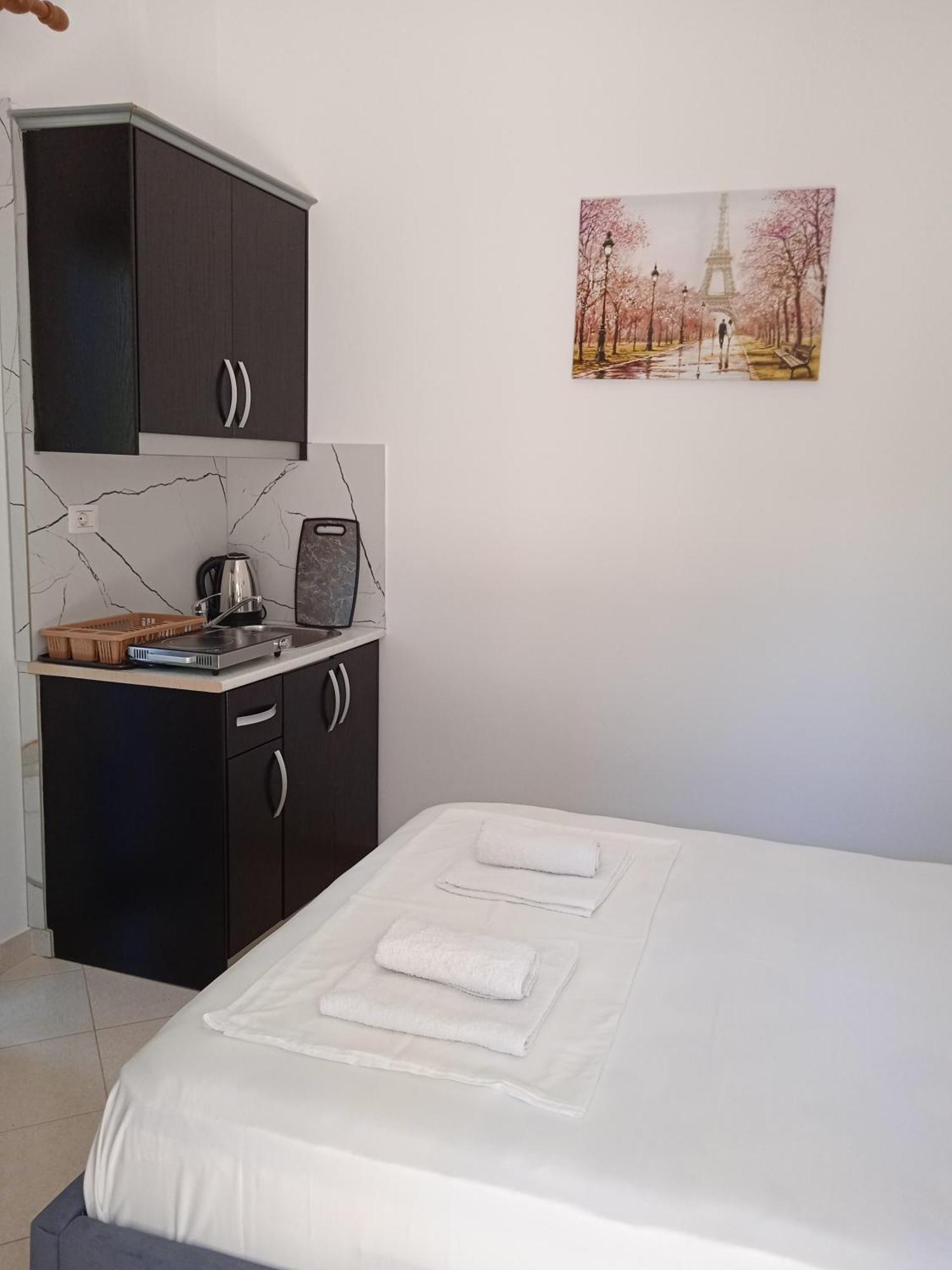 Vila F&M Εξαμίλιο Εξωτερικό φωτογραφία