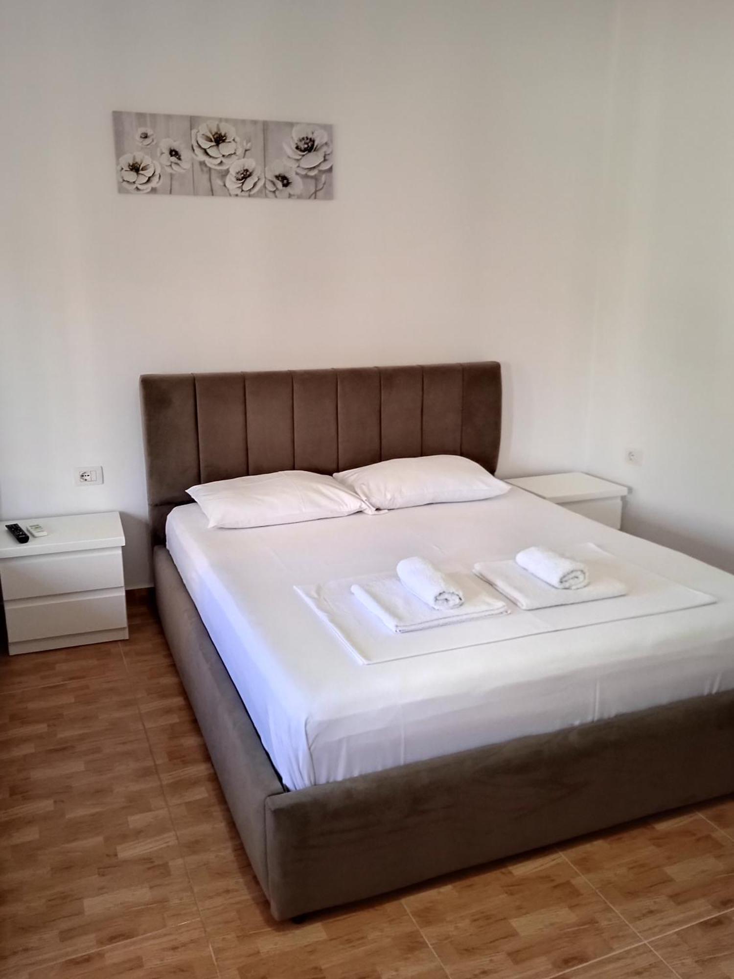 Vila F&M Εξαμίλιο Εξωτερικό φωτογραφία
