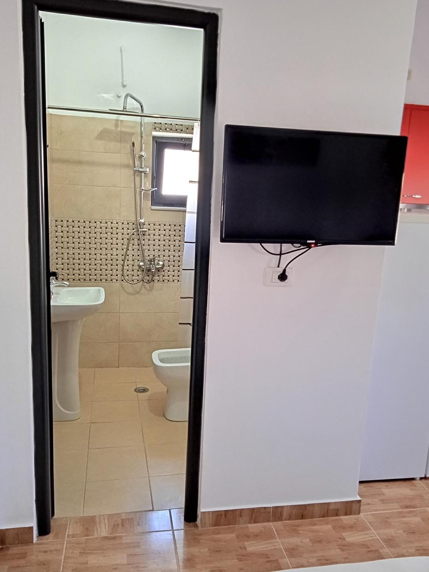 Vila F&M Εξαμίλιο Εξωτερικό φωτογραφία
